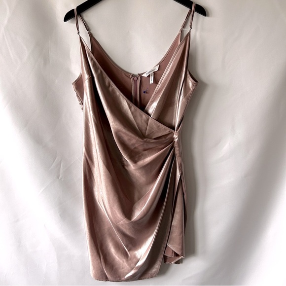 BCBGeneration Dresses & Skirts - BCBGeneration Women's Spaghetti Strap Side Pleated Mini Cocktail Dress Size 12